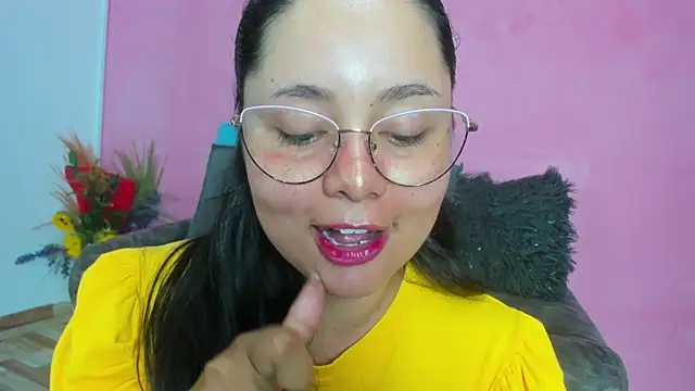 evaa greey online show from March 10, 10:02 pm