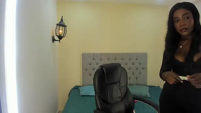 Dakkota Fox online show from October 5, 8:40 pm