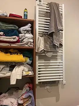 Snapshot of yannusgir33 chatting on January 28, 8:36 am yannusgir33 online show from January 28, 8:36 am