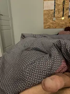 Snapshot of yannusgir33 chatting on January 29, 8:46 pm yannusgir33 online show from January 29, 8:46 pm