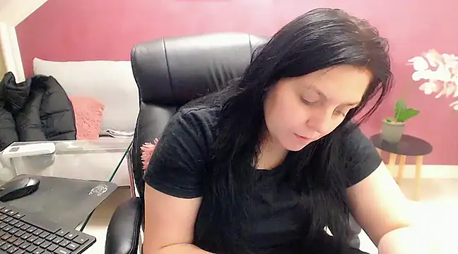 Wetandnaughtyxx online show from February 10, 9:58 am