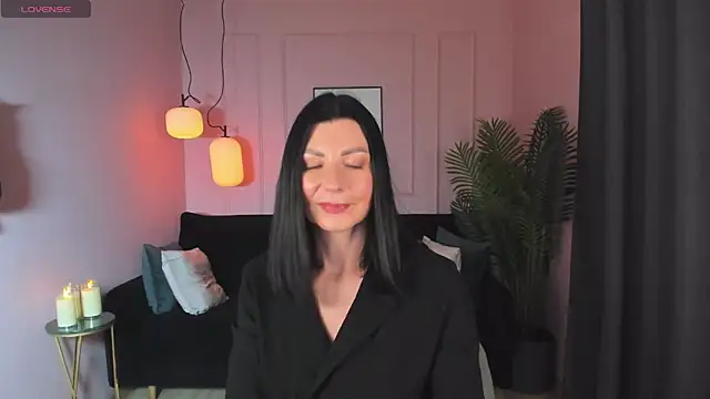 Snapshot of MonicaCheerful chatting on January 29, 9:12 am MonicaCheerful online show from January 29, 9:12 am