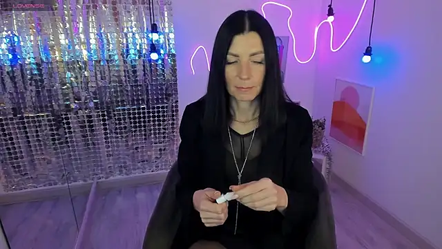 Snapshot of MonicaCheerful chatting on February 8, 2:49 pm MonicaCheerful online show from February 8, 2:49 pm