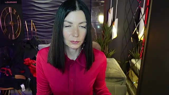 Snapshot of MonicaCheerful chatting on February 12, 9:20 am MonicaCheerful online show from February 12, 9:20 am