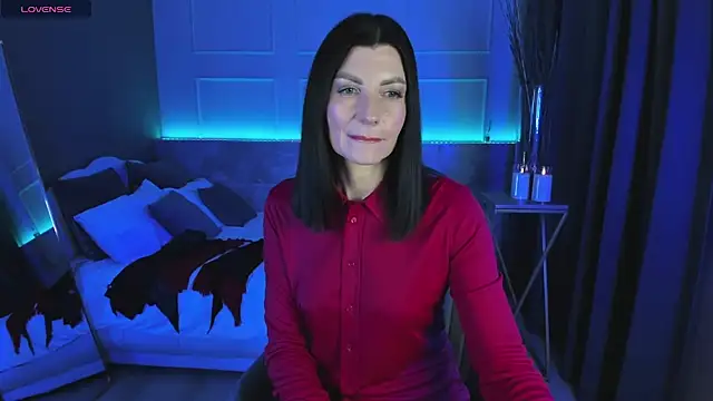 Snapshot of MonicaCheerful chatting on February 14, 11:53 am MonicaCheerful online show from February 14, 11:53 am