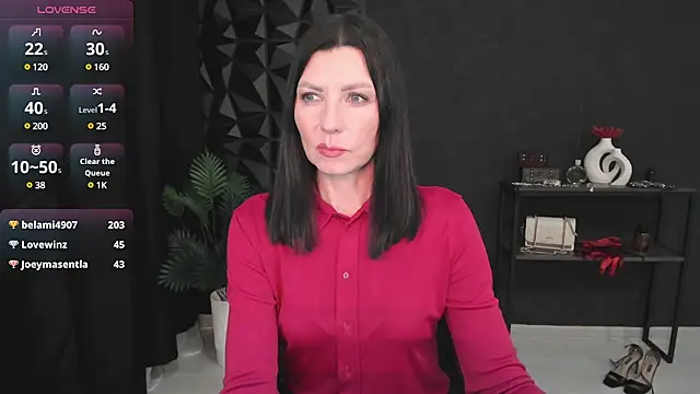 Snapshot of MonicaCheerful chatting on March 1, 5:49 pm MonicaCheerful online show from March 1, 5:49 pm