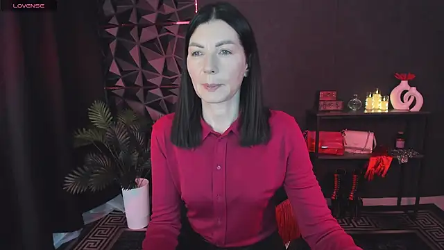 Snapshot of MonicaCheerful chatting on March 8, 11:37 am MonicaCheerful online show from March 8, 11:37 am