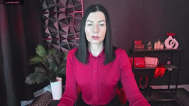 Snapshot of MonicaCheerful chatting on March 9, 11:14 am MonicaCheerful online show from March 9, 11:14 am