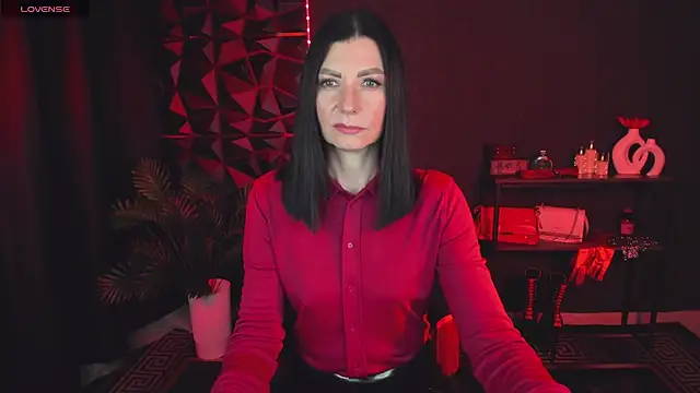 Snapshot of MonicaCheerful chatting on March 9, 5:39 pm MonicaCheerful online show from March 9, 5:39 pm