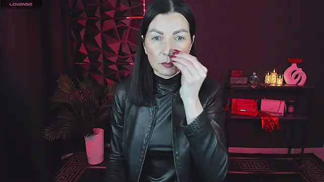 Snapshot of MonicaCheerful chatting on March 12, 11:20 am MonicaCheerful online show from March 12, 11:20 am