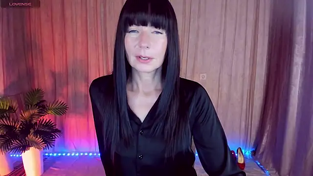 Snapshot of MonicaCheerful chatting on October 15, 12:38 pm MonicaCheerful online show from October 15, 12:38 pm