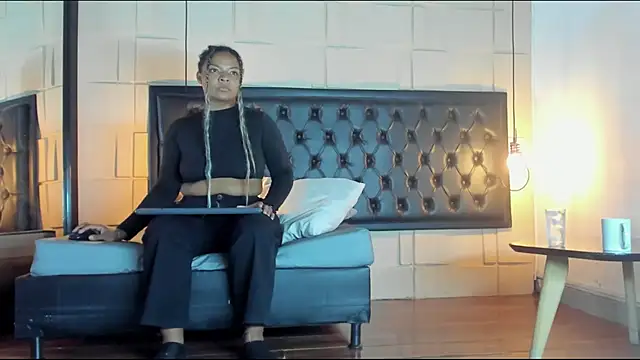 SamanthaMilann online show from February 28, 8:50 pm