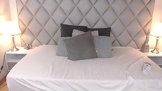 LalyCastro online show from February 16, 7:16 pm