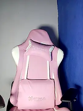 Snapshot of -Nicol chatting on March 12, 10:37 am -Nicol online show from March 12, 10:37 am