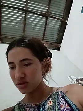 Snapshot of -Nicol chatting on October 23, 10:03 am -Nicol online show from October 23, 10:03 am