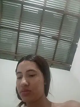 Snapshot of -Nicol chatting on October 24, 10:00 am -Nicol online show from October 24, 10:00 am