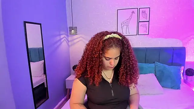 ninna curly online show from October 13, 9:48 pm