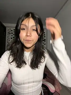 Snapshot of LiLy_kIndly chatting on November 16, 12:16 am LiLy kIndly online show from November 16, 12:16 am