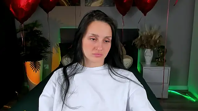 EmiliaBeynard online show from March 1, 9:04 pm