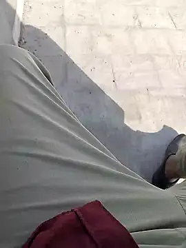 xmanrawan2 online show from February 17, 10:40 am