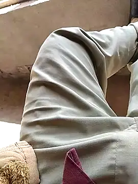 xmanrawan2 online show from March 2, 5:12 am