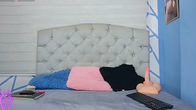 valeria  rouse online show from November 11, 9:48 pm