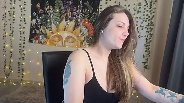 SweetyKatherine online show from October 18, 6:37 am