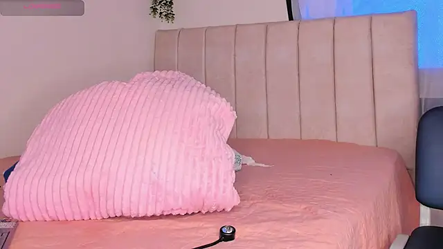 alice guzman1 online show from November 16, 4:23 pm