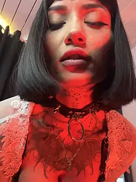 IsisRaichuu  online show from September 19, 9:04 pm