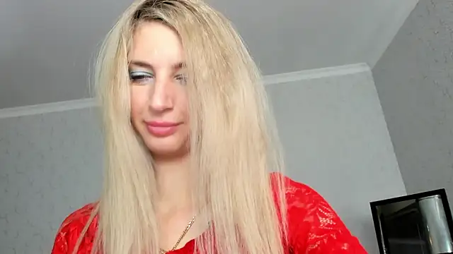 skinnyladyy online show from February 3, 5:18 am