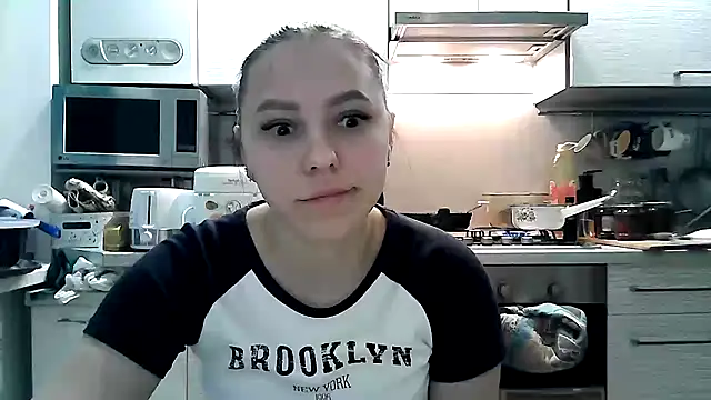 Misssweet s online show from February 4, 3:04 pm