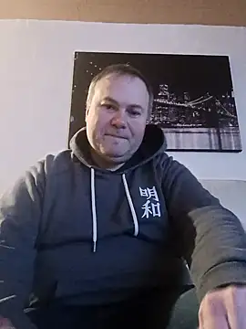 Pourleplasirs online show from February 11, 1:41 am