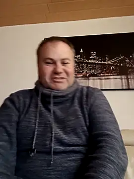 Pourleplasirs online show from November 14, 1:04 am