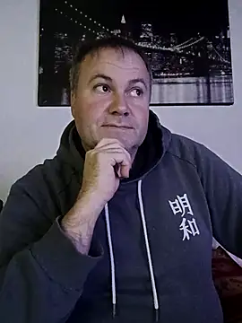 Pourleplasirs online show from November 25, 10:32 pm