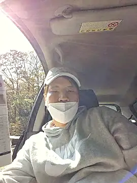 Tyyyggjju online show from November 5, 3:39 am