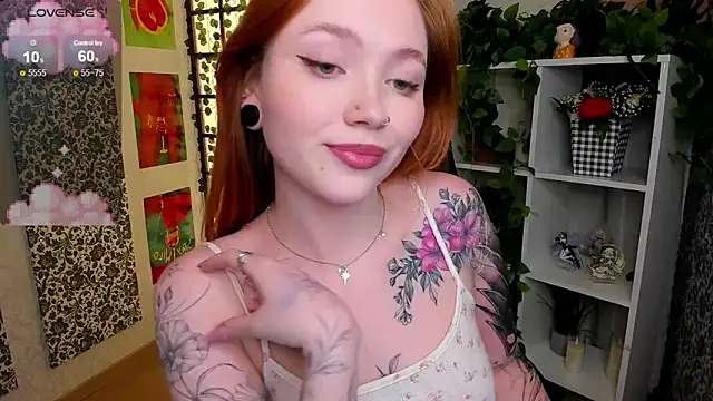 Maya Light online show from March 5, 8:32 am