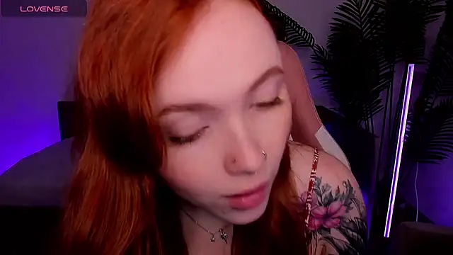 Maya Light online show from September 13, 8:36 am