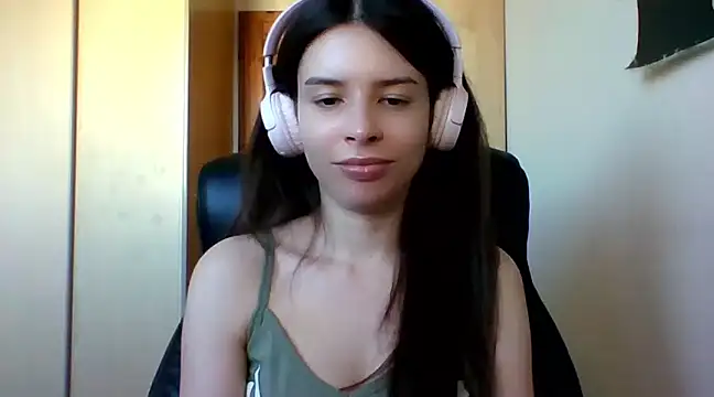 LariceSexy online show from March 18, 4:15 pm