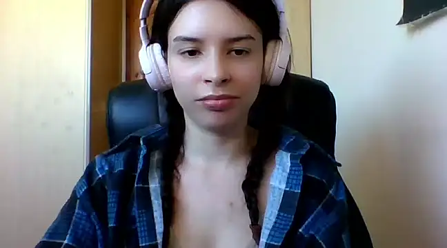 LariceSexy online show from March 19, 1:07 pm