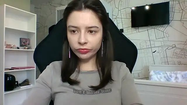 LariceSexy online show from December 1, 1:05 pm