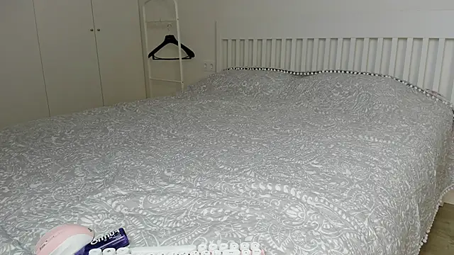 Hustle Babyy online show from February 11, 6:11 pm