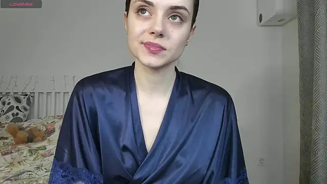 Hustle Babyy online show from September 14, 6:18 pm