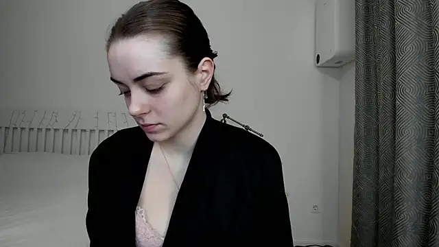 Hustle Babyy online show from November 18, 2:32 pm