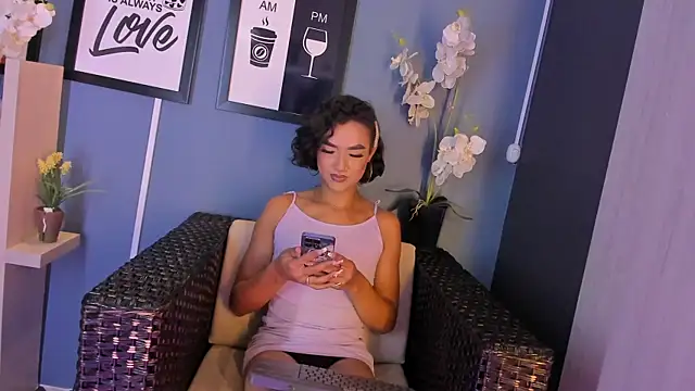 Snapshot of AliDiaz_ chatting on March 15, 7:27 pm AliDiaz online show from March 15, 7:27 pm