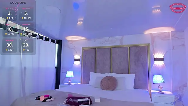 Snapshot of AliDiaz_ chatting on September 13, 12:16 pm AliDiaz online show from September 13, 12:16 pm