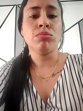 kamila lovee online show from February 7, 6:24 pm