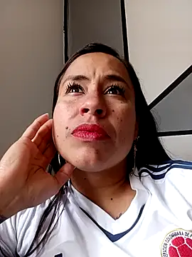 kamila lovee online show from March 20, 7:35 pm