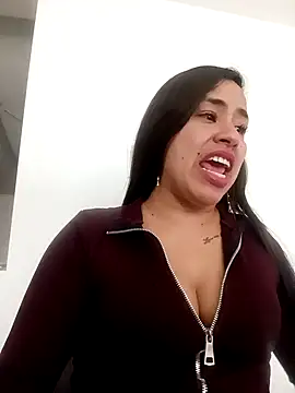 kamila lovee online show from September 22, 7:05 pm