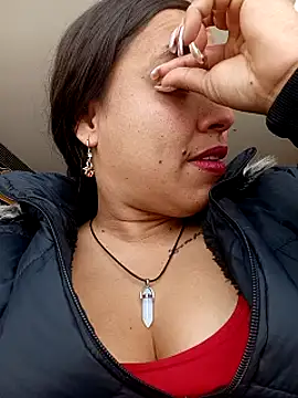 kamila lovee online show from October 2, 3:52 pm