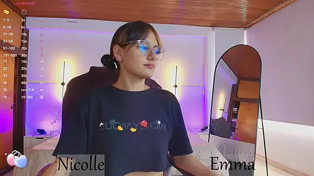  Emma11 online show from March 3, 7:39 pm